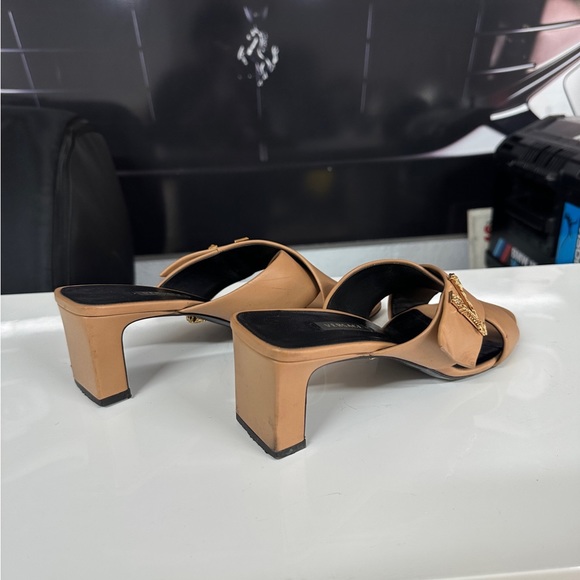 Versace heels - Picture 2 of 6